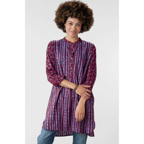 Yamini Roll-Sleeve Shirttail Kurta - Radicchio/Periwinkle Yamini Roll-Sleeve Shirttail Kurta - Radicchio/Periwinkle