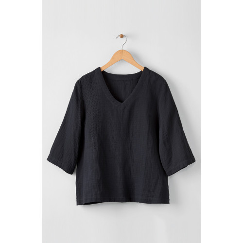 Kochi Double Gauze V-Neck Top - Black Kochi Double Gauze V-Neck Top - Black